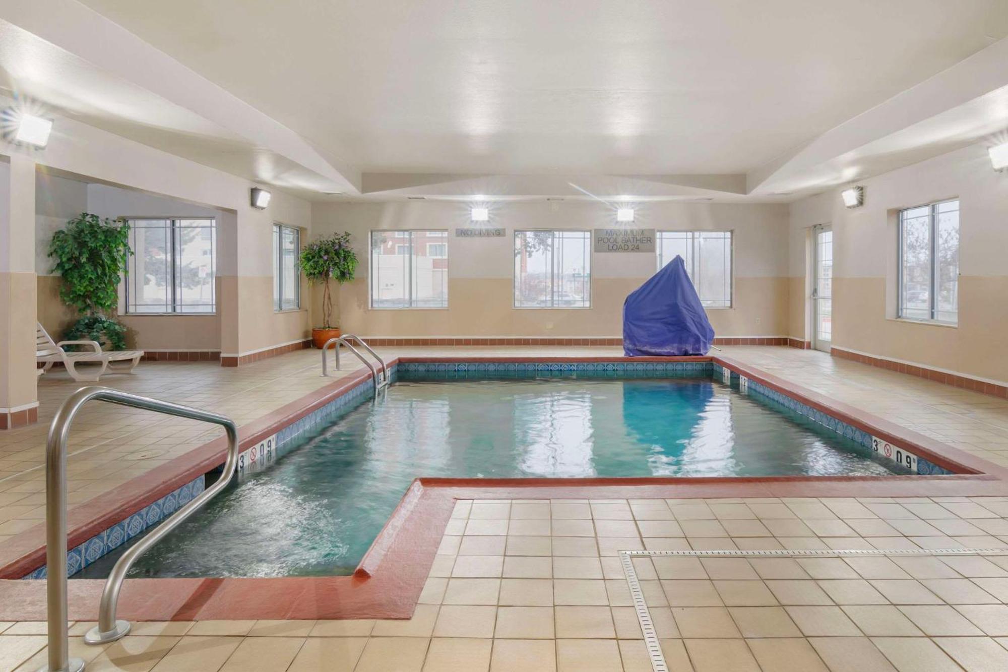 Country Inn & Suites By Radisson, Columbia, Mo Exteriör bild